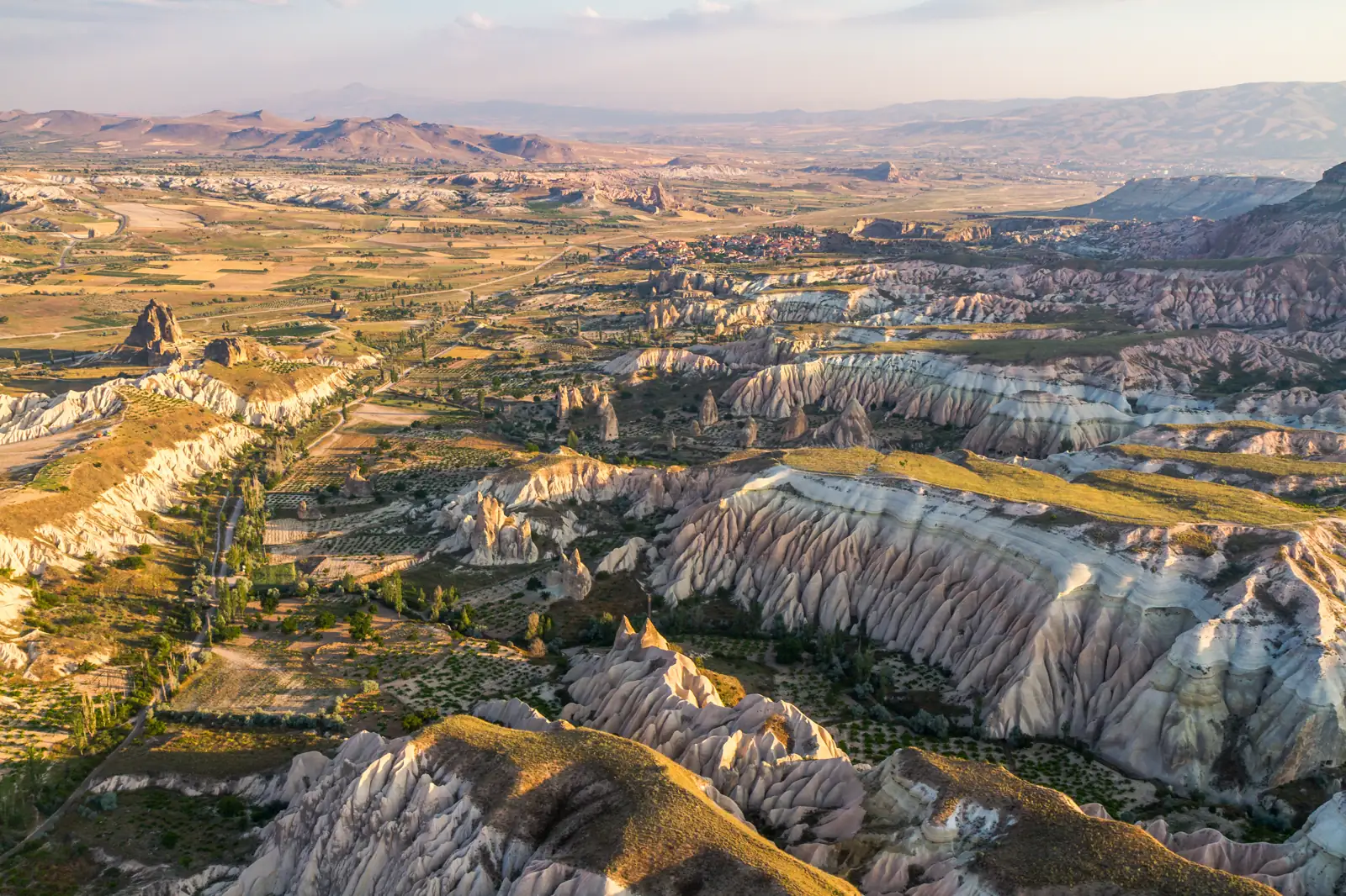Vales da Capadócia perto de Göreme