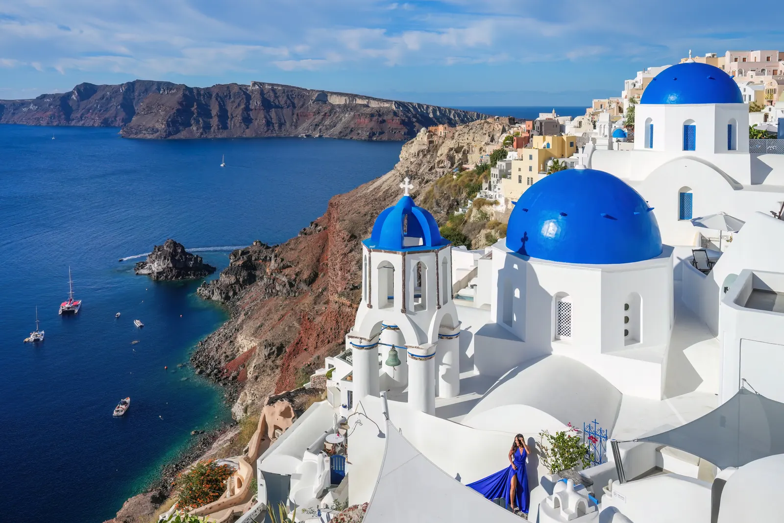 Cúpulas azuis em Oia, Santorini